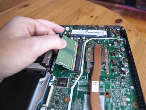 is asus vivobook 15 ram upgradable